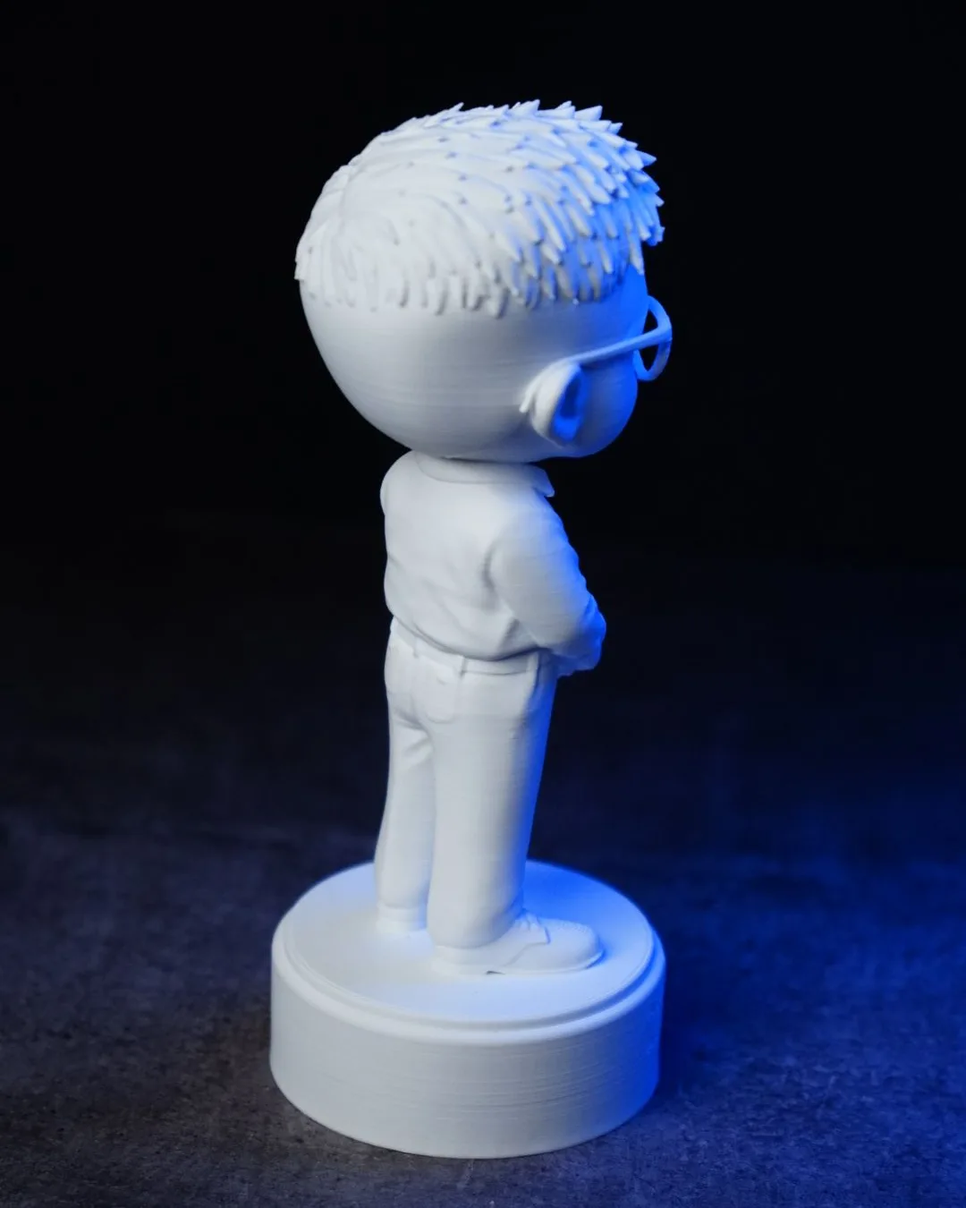The same figure from behind